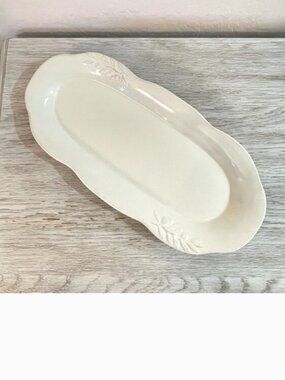 Signature Housewares Campagna Beige Oval Serving Tray Platter Dish Stoneware
